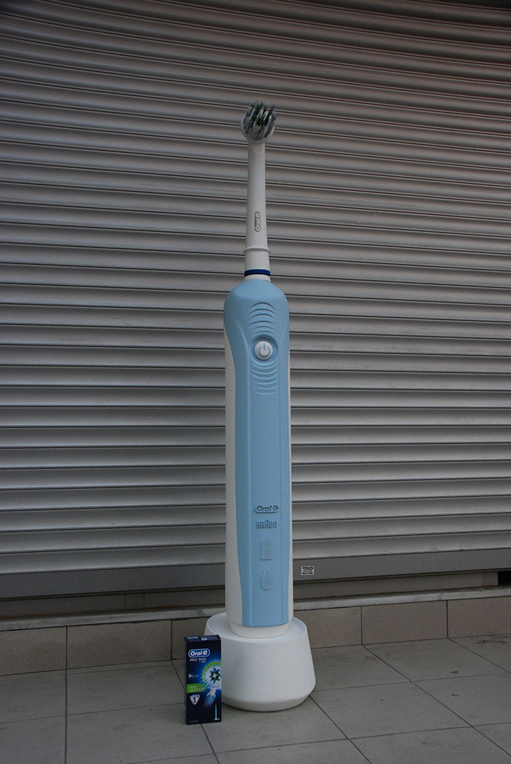 Oral-B